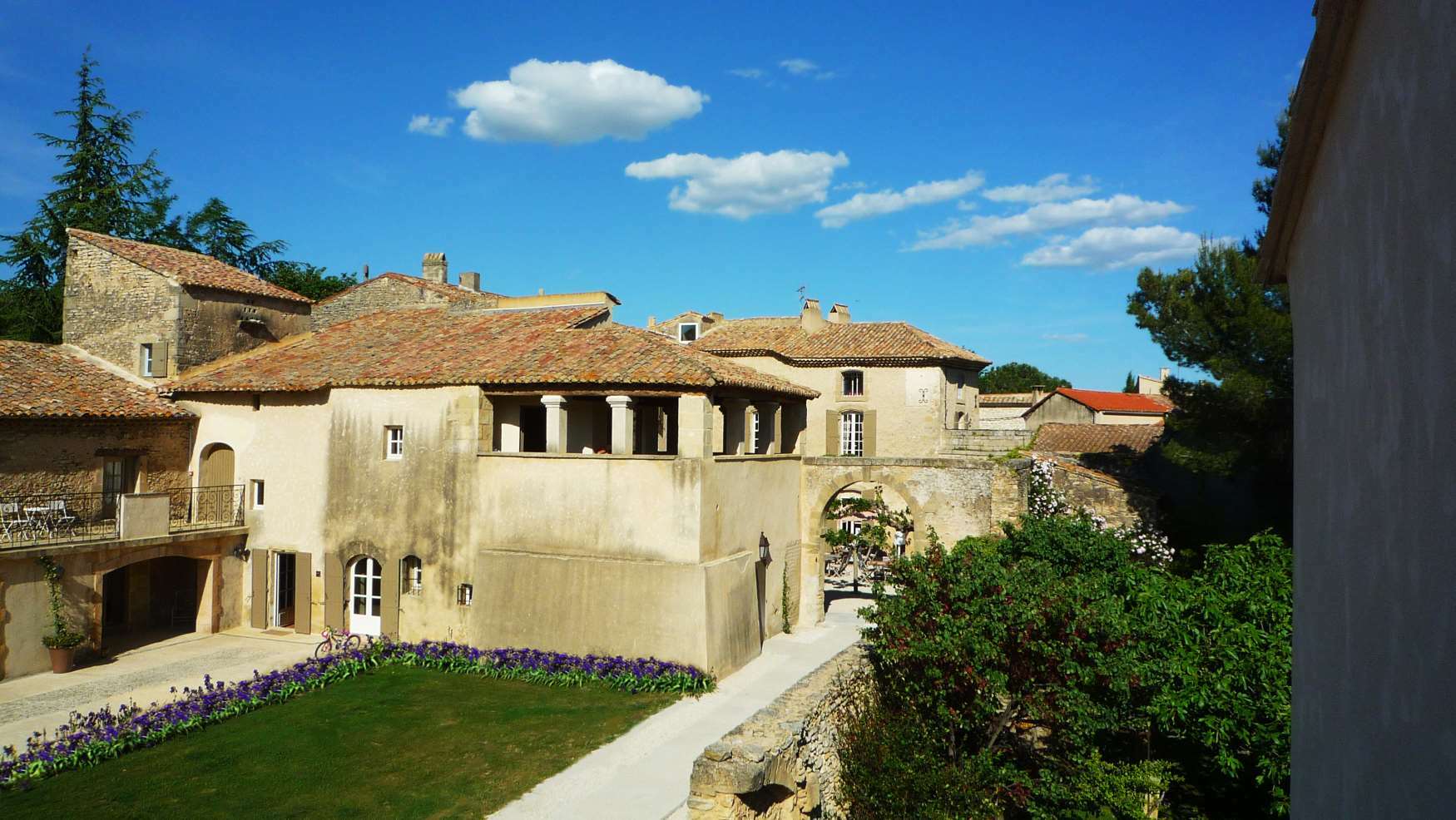 Sernhac Domaine Des Escaunes מראה חיצוני תמונה